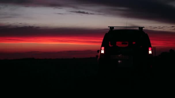 Luz del coche de emergencia en la puesta del sol — Vídeos de Stock