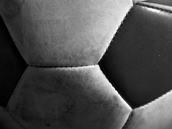 Futbol topu siyah beyaz