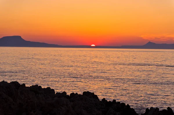Закат Скалах Возле Гавани Ретимно Остров Крит Греция — стоковое фото