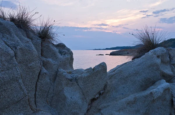 Kameny Moře Západ Slunce Létě Poloostrově Sithonia Řecku — Stock fotografie