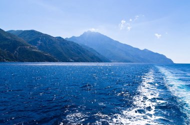 Yunan kıyıları kutsal dağ Athos, Chalkidiki, Yunanistan