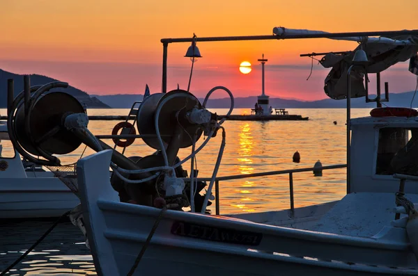 Рыбацкие Лодки Лименской Гавани Закате Остров Тассос Греция — стоковое фото