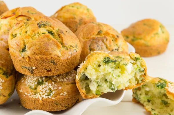 Corn bread with spinach — Stock Photo, Image
