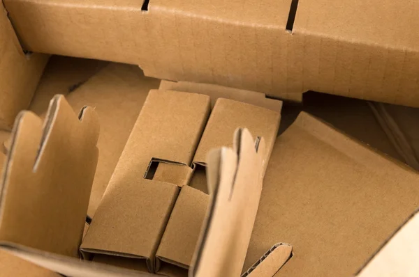 Cajas de cartón en una pila — Foto de Stock