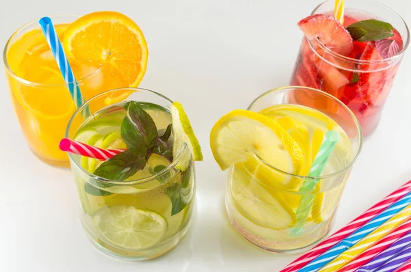 Lime fruit non alcoholic cocktails for summer refreshment — Stock Photo, Image