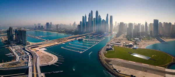 Панорамный Вид Небоскребы Dubai Marina Jaguar Beacg Роскошными Зданиями Смотровыми — стоковое фото