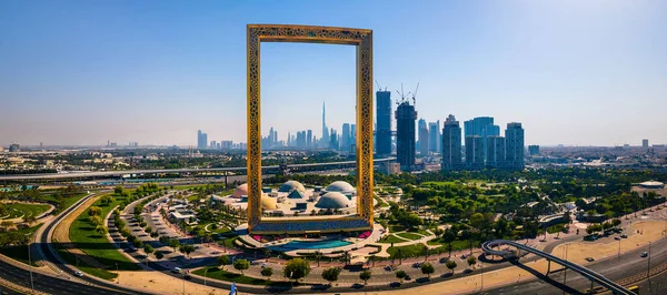 Dubaï Émirats Arabes Unis Avril 2021 Dubai Skyline Travers Bâtiment — Photo