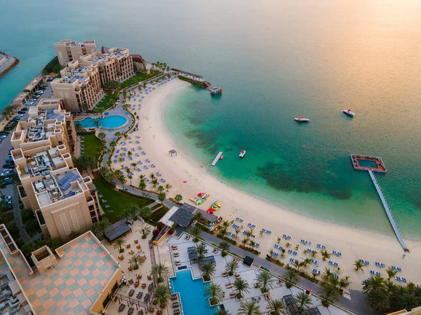 阿拉伯联合酋长国Ras Khaimah酋长国的Marjan岛海滨填海造岛 日出时鸟瞰 — 图库照片
