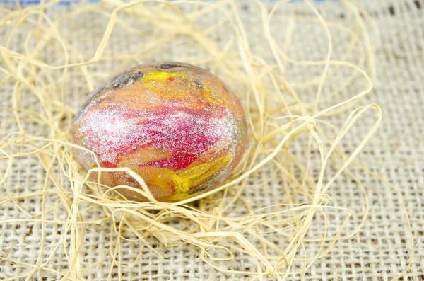 Hand målade påskägg och sugrör — Stockfoto