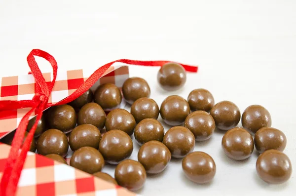 Boules de chocolat brillantes — Photo