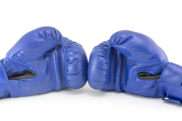 Niebieskie rękawice bokserskie izolowane — Zdjęcie stockowe