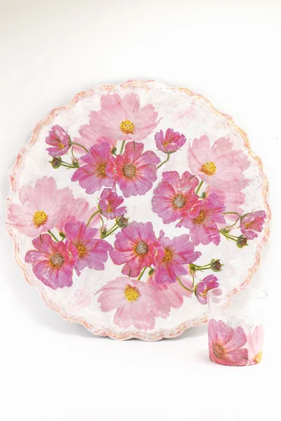 Decoupage placa decorada com padrão de flor — Fotografia de Stock