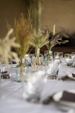 Öğle yemeği zamanı kırsal kesimde