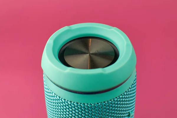 Portable Audio Speaker Subwoofer Close Turquoise Wireless Speaker Pink Background — Stock Photo, Image