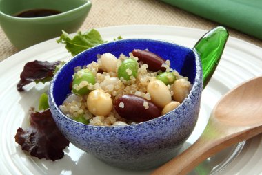 Quinoa Salatası