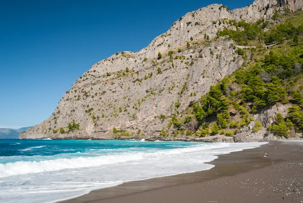 Rocky cliff near Maratea during a sunny day — Stock Photo, Image