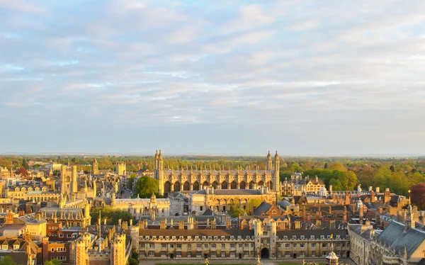 Cambridge'nın kolejler görünümünü