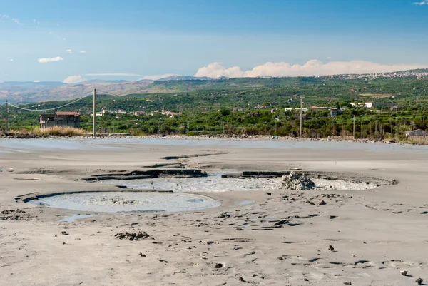 Volcan de boue près de Paterno '(Sicile ) — Photo