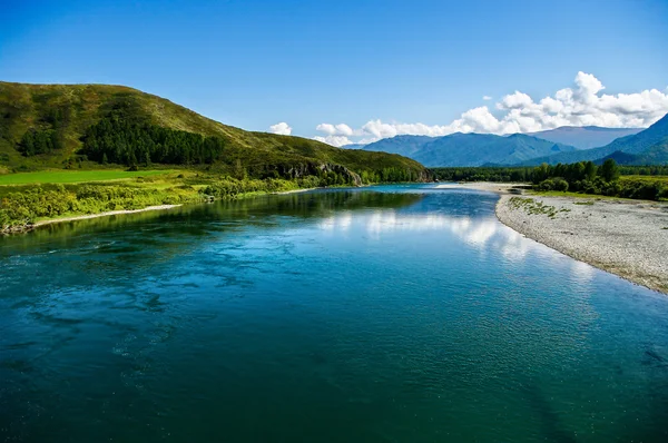 Panoramic view of the wide blue mountain river — Stock Photo, Image