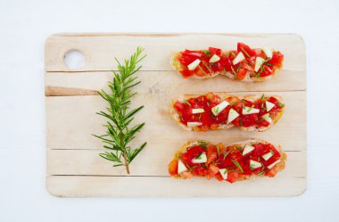 İtalyan bruschetta 