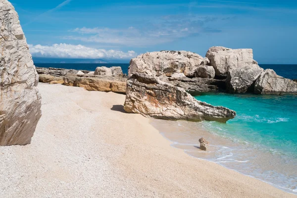 Plaża Cala Mariolu — Zdjęcie stockowe