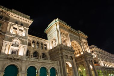Milano 'daki Vittorio Emanuele Galerisi