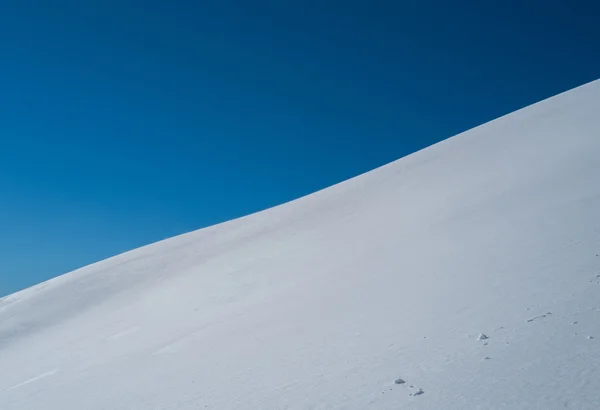 Montañas con nieve —  Fotos de Stock