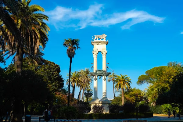 Monumento a Colon — Stock Photo, Image