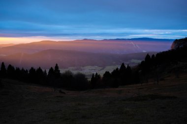 Günbatımı Vercors içinde
