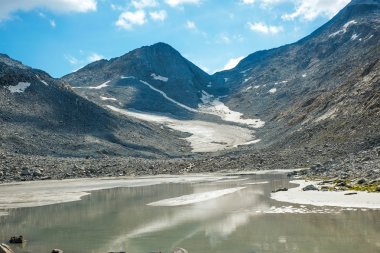 Valle Aurina yüksek dağlarda