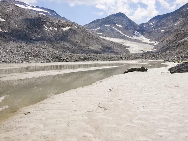 Höga berg i Valle Aurina — Stockfoto