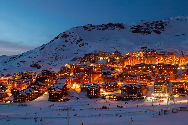 Val Thorens w nocy — Zdjęcie stockowe