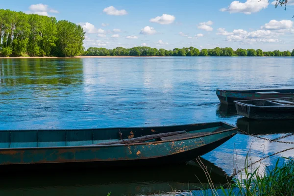 Boote auf der Loire — Stockfoto