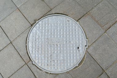 Teknoloji çukur kapsayan Hatch gri metal kapak