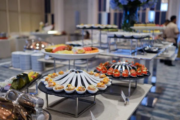 Buffet Food Catering Food Party Restaurant Mini Canapes Snacks Und — Stockfoto