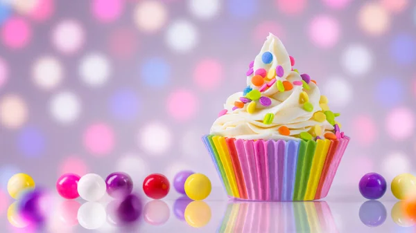 Bolo Aniversário Rainbow Cup Liners Feliz Aniversário Gay Lésbica Orgulho — Fotografia de Stock