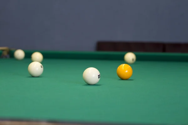 Large pool table for Russian billiards with balls on the table. — Stock Photo, Image