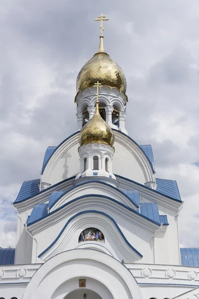 东正教教堂的镀金的圆. — 图库照片