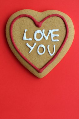 kalp şekilli kurabiye