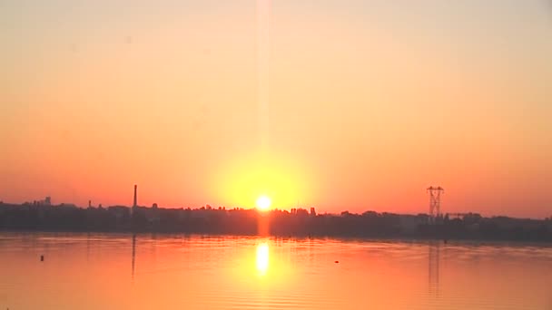 Захід сонця Схід сонця річки сонце, Дніпро-3 — стокове відео