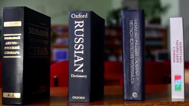 Dizionario Inglese-Russo — Video Stock