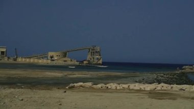 Fabrika. Çöl bitkisi. Mısır. Marsa Alam.