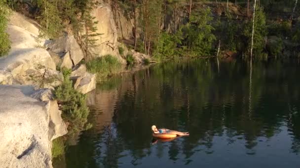 Rest Woman Floats Inflatable Ring Lake — Stock Video