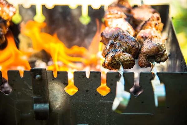 Carne cozida na grelha — Fotografia de Stock