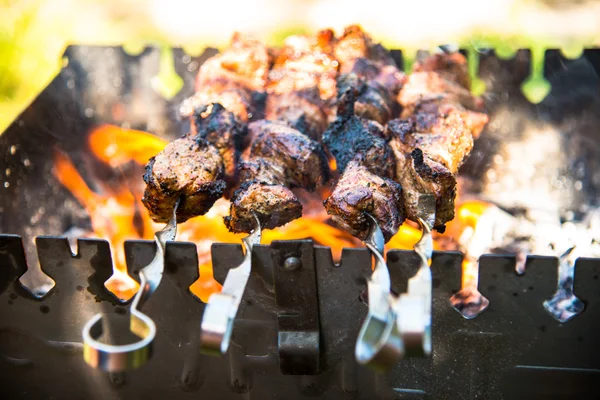 Carne cozida na grelha — Fotografia de Stock