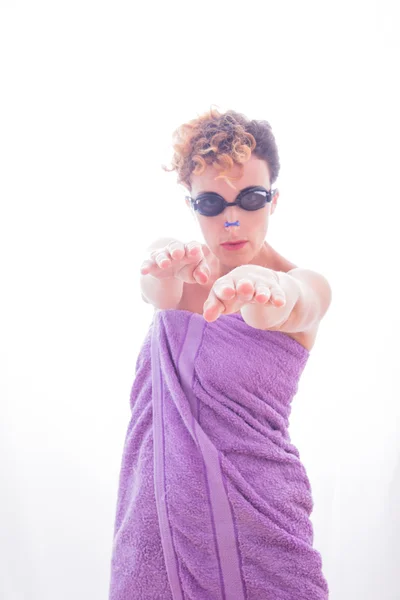 The girl in glasses for swimming and nose clip for synchronized — Stock Photo, Image