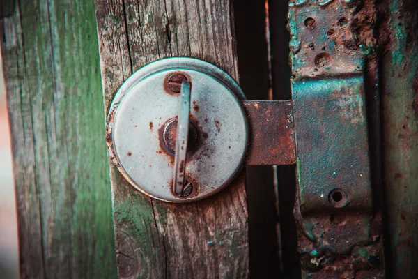 Porta fechadura enferrujada — Fotografia de Stock