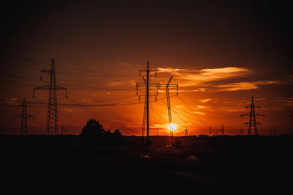 Linie energetyczne — Zdjęcie stockowe