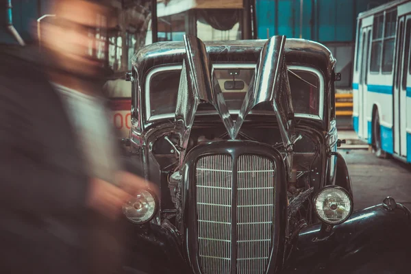 Gare routière. Réparation de voiture — Photo