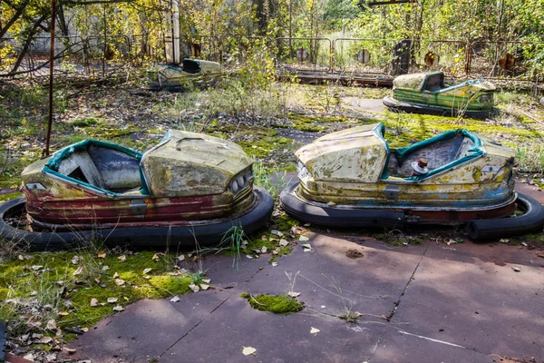 Säkerhetszon. Chernobyl. Pripyat. Ukraina. Barnens underh — Stockfoto